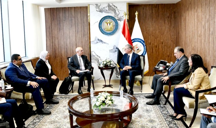 بدوي بحث وفد البنك الدولي فرص استثمارية جديدة بقطاع البترول