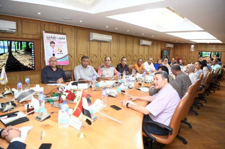 رئيس جامعة جنوب الوادي يشهد حفل تخرج الدفعة الثانية من الجامعة المصرية للتعلم الإلكتروني الأهلية بقنا