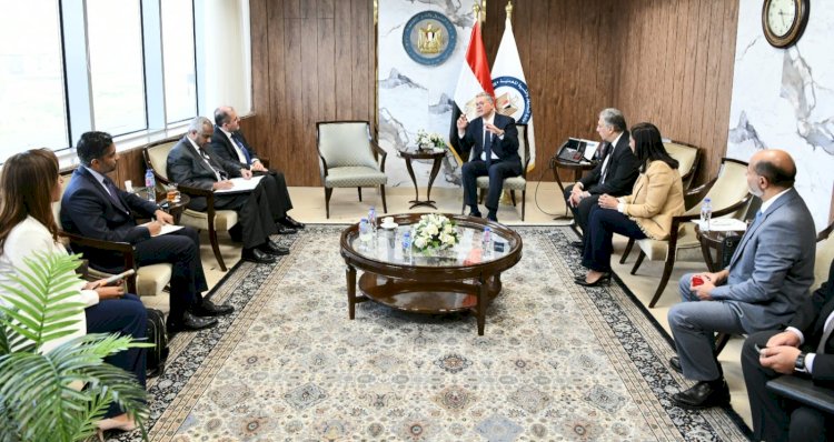 وزير البترول يلتقي رئيس المؤسسة الدولية الاسلامية لتمويل التجارة