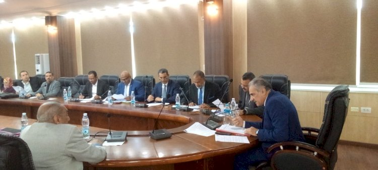 مجلس جامعة أسوان يناقش استعدادات العام الدراسي الجديد