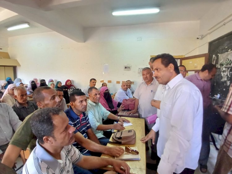 تعليمية أبوتشت تعقد ورش لتدريب المعلمين على مناهج الصف الأول الإعدادي المطورة