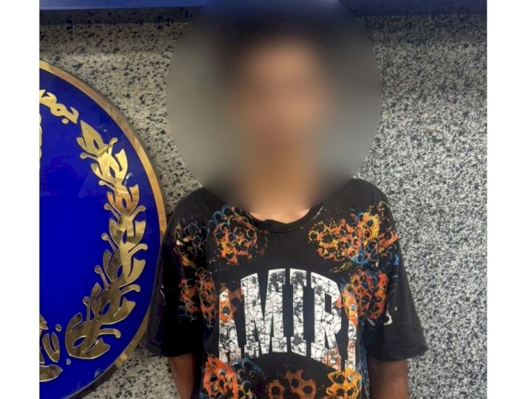 القبض علي سائق توك توك فيس بوك التعدي علي سائق اتوبيس بمطواه بالقاهرة