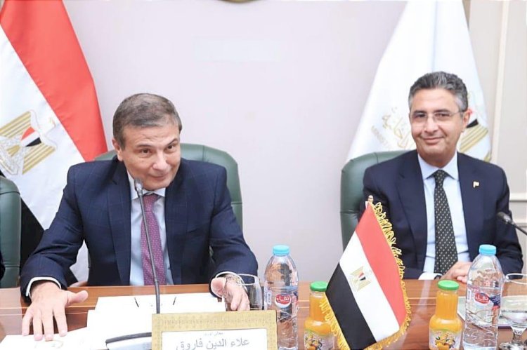 شريف وفاروق يبحثان ضبط اسعار بيض المائدة