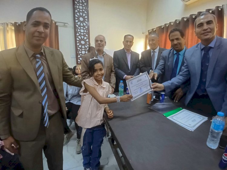 نقابة محامين أبوتشت تُكرم 34 من أبناء المحامين المتفوقين دراسيًا