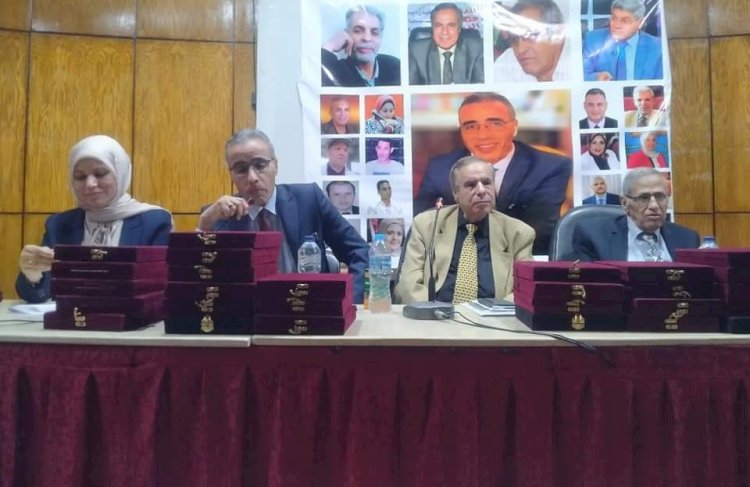 احتفالية أشرف بدير الأدبية بمكتبة مصر العامة في مدينة المنصورة