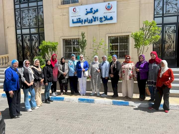 مستقبل وطن بقنا يزور مركز الأورام ويقدم التهنئة للمرضي بمناسبة المولد النبوي الشريف