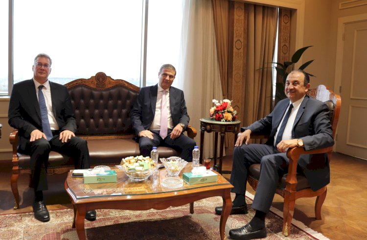 وزراءالزراعة والبترول وقطاع الاعمال يبحثون التوسع في صناعة الاسمدة