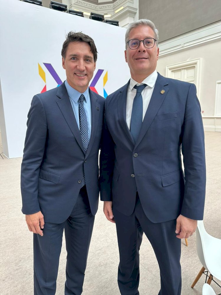 بدوي يلتقي رئيس وزراء كندا في قمة الفرانكفونية بباريس