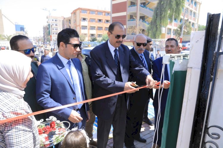 سراج يفتتح عدد من المشروعات الخدمية احتفالا بذكري اكتوبر بسوهاج