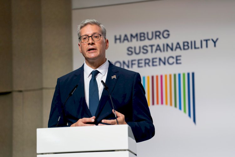 وزير البترول شارك في جلسة الهيدروجين الاخضر بمؤتمر هامبورج للاستدامة