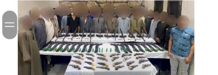 ضبط اسلحة الية وخرطوش وفرود محلية بثلاثة محافظات