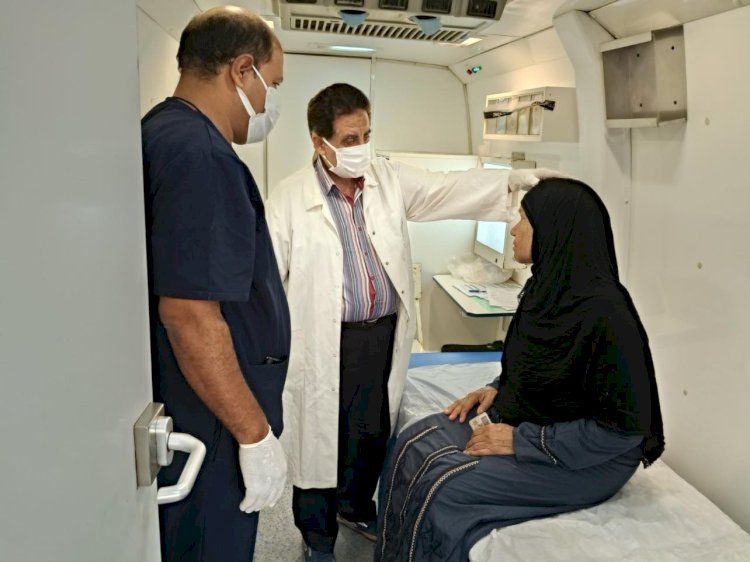 توقيع الكشف الطبى على 1260 حالة بالمجان خلال قافلة بمركز سمالوط