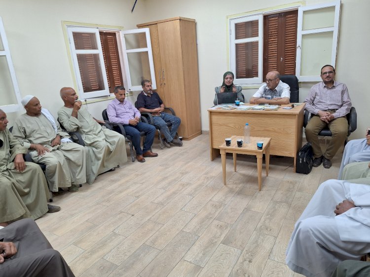 "معاك في الغيط "معاك في كل مصر