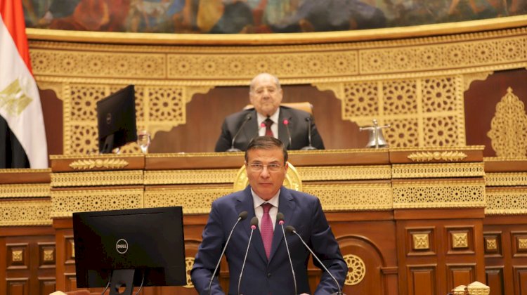 فاروق يستعرض جهود تنمية الثروة الحيوانية وتطوير الإرشاد الزراعي وإنتاج التقاوي