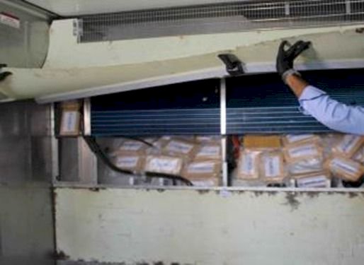 فى ضربة مؤلمة لتجار المخدرات.. الداخلية تنجح فى ضبط 70 كيلوكوكايين بميناء الإسكندرية قادمة قيمتها المالية  280 مليون جنيه