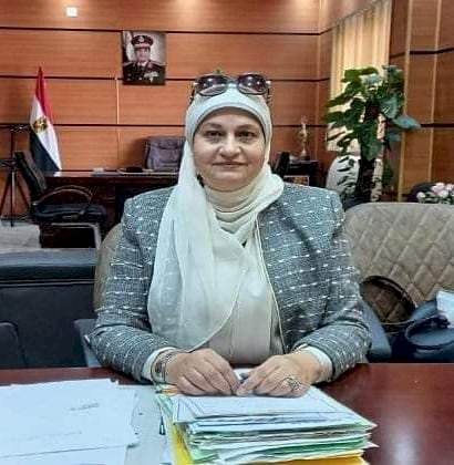 سماح محمد إبراهيم تكرم الطلاب المتميزين في مسابقة طهاه مبدعون بالقاهرة