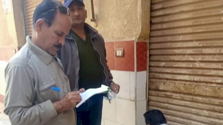 غلق 15 محل تجاري بدون ترخيص  بالمنيا