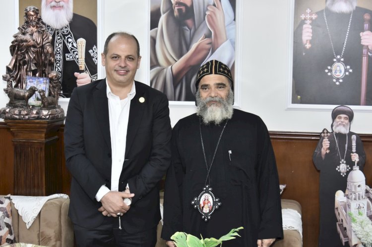 وفد حزب الشعب الجمهوري بمحافظة قنا يزور مطرانية نجع حمادي ويؤكد على الوحدة الوطنية