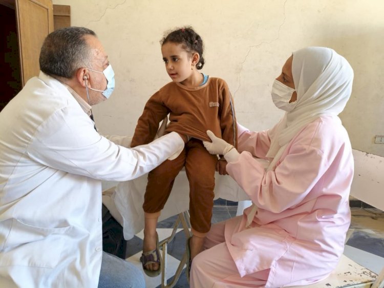 ضمن مبادرة بداية تقديم الخدمات الطبية المجانية لـ 1299 مواطنًا بقرية ههيا بمركز المنيا
