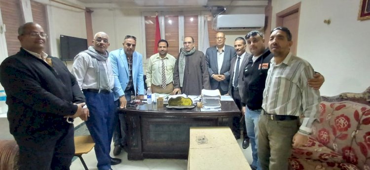 برلماني يناقش أبرز الصعوبات والتحديات التي تواجه العملية التعليمية بإدارة أبوتشت