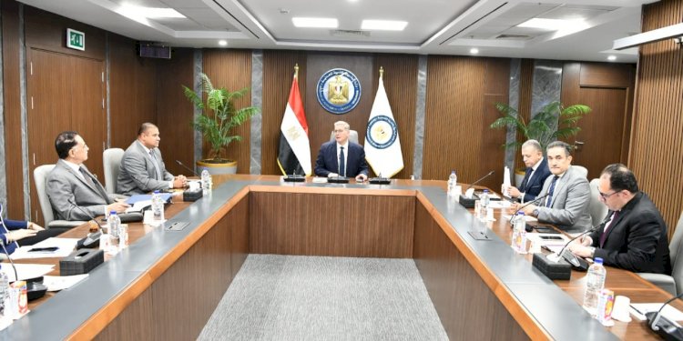 بدوي يلتقي باعضاء مجلس النواب