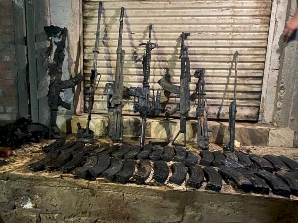 مصرع 3 مطلوبين في عدة قضايا عقب تبادل إطلاق النيران مع القوات بأسوان