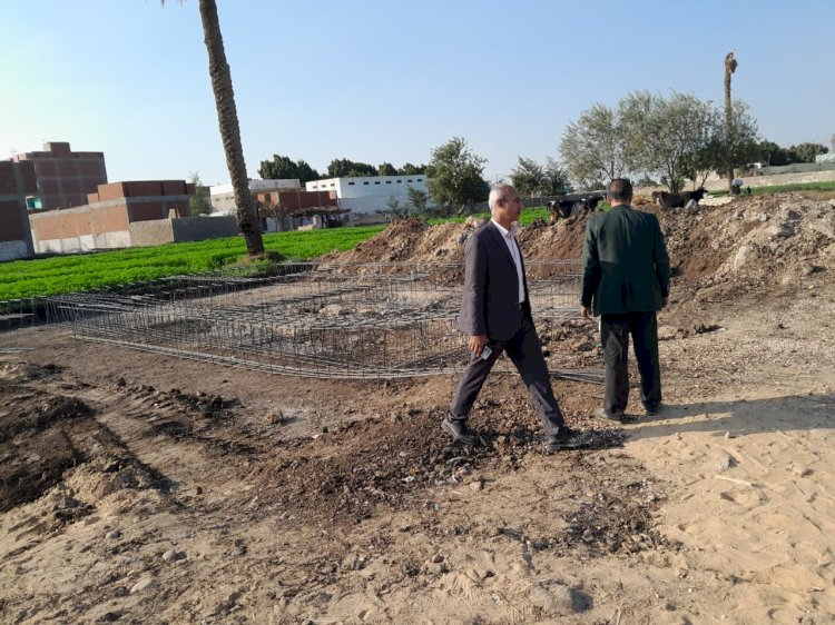 رئيس مدينة الفشن يقود حملة لإزالة تعديات علي الأرض الزراعية بالطريق الدائري