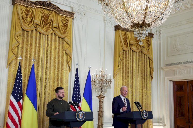 ليورط ترامب في الحرب.. بايدن يسمح لأوكرانيا بضرب العمق الروسي بأسلحة أمريكية