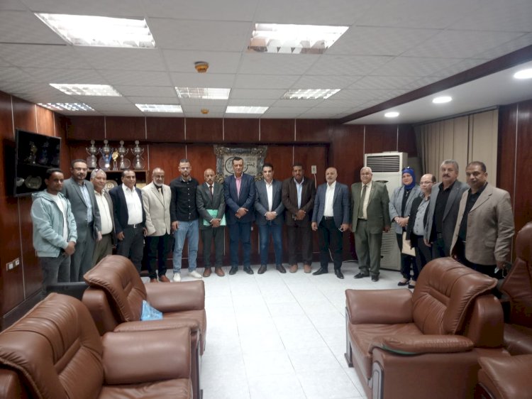 وكيل وزارة التربية والتعليم بسوهاج في لقاء ود وحب مع صحفيين المحافظة