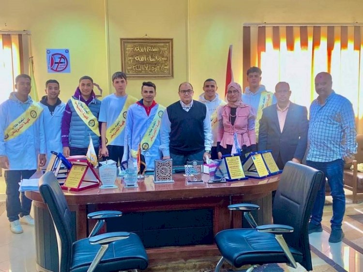 كلية التمريض  جامعة بني سويف تطلق حملة توعوية للاستخدام الأمثل للمضادات الحيوية