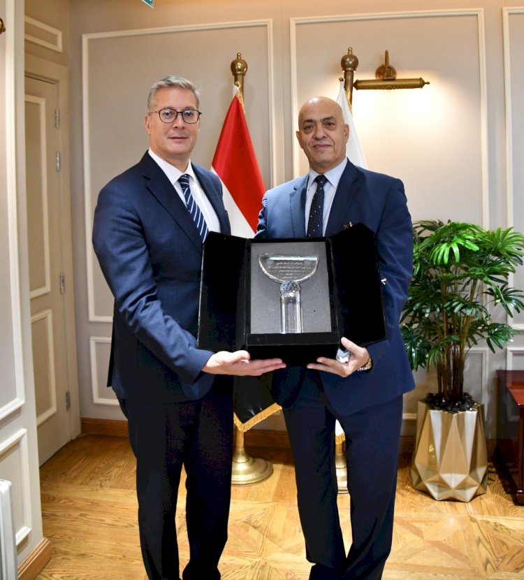 وزير البترول شكرا  لطفي