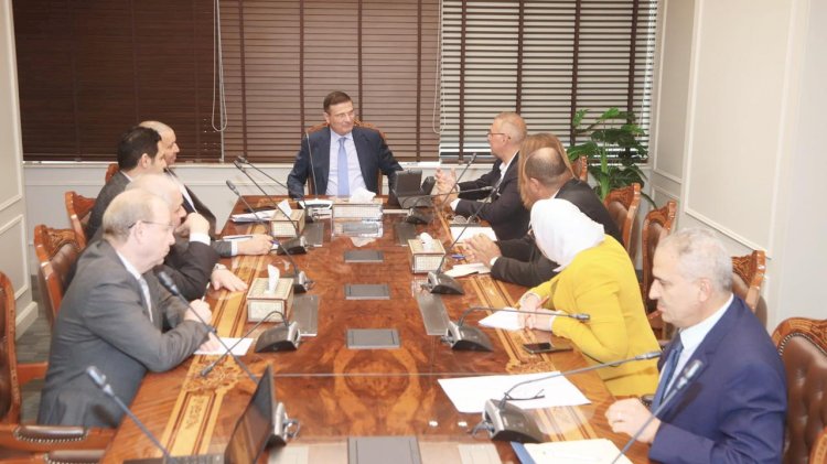 وزير الزراعة التعاون  مع أكبر الشركات العالمية لإدارة الأصول في القطاع الزراعي.