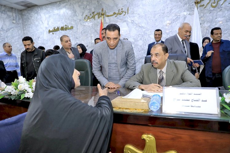 "سراج" يستمع للسوهاجيين في اللقاء الجماهيري الأسبوعي