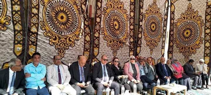 رياض أطفال قنا تحتفل باليوم العالمي للطفل