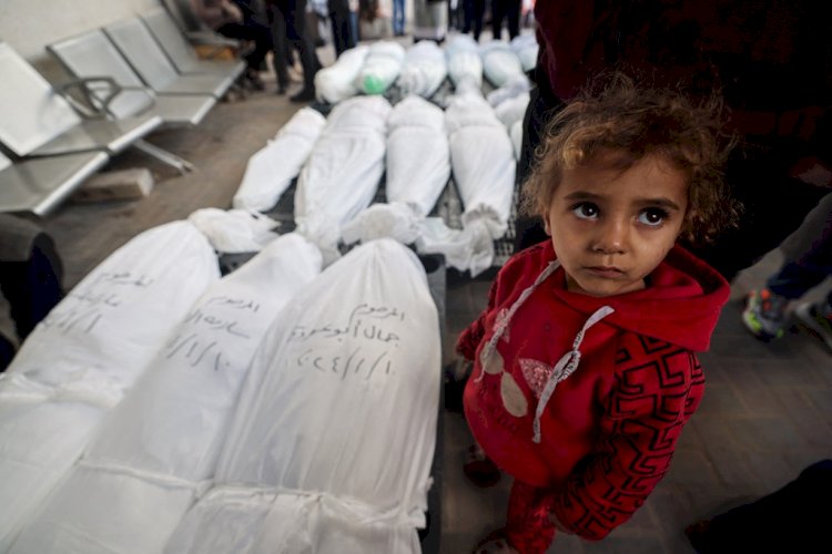 برلماني إسباني يضرب عن الطعام تضامنًا مع غزة