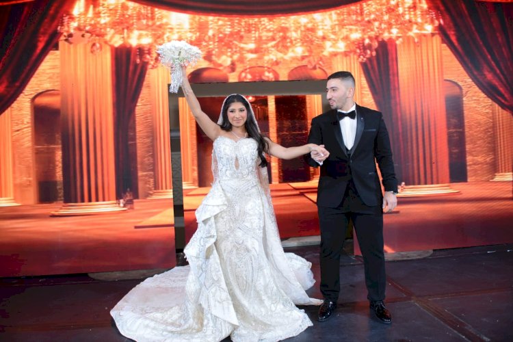 رقص الفنان عمر عبد الجليل ومحمد عبد الحافظ في زفاف مصطفي وديانا بالاسكندريه