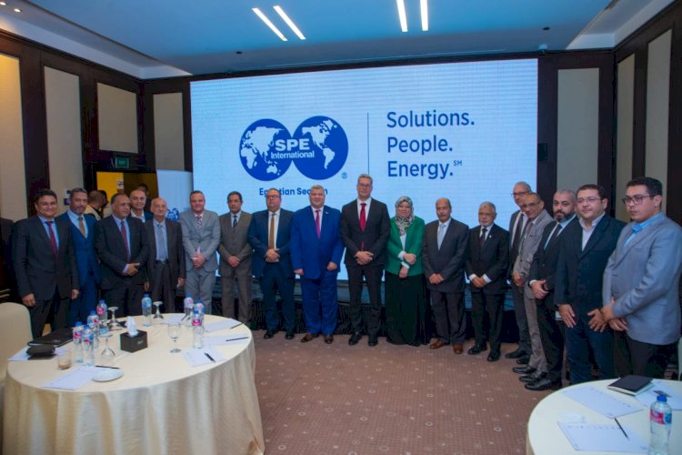 بدوي يؤكد على دور جمعية مهندسي البترول في دعم الكوادر الفنية ودورها في المجتمع المصري