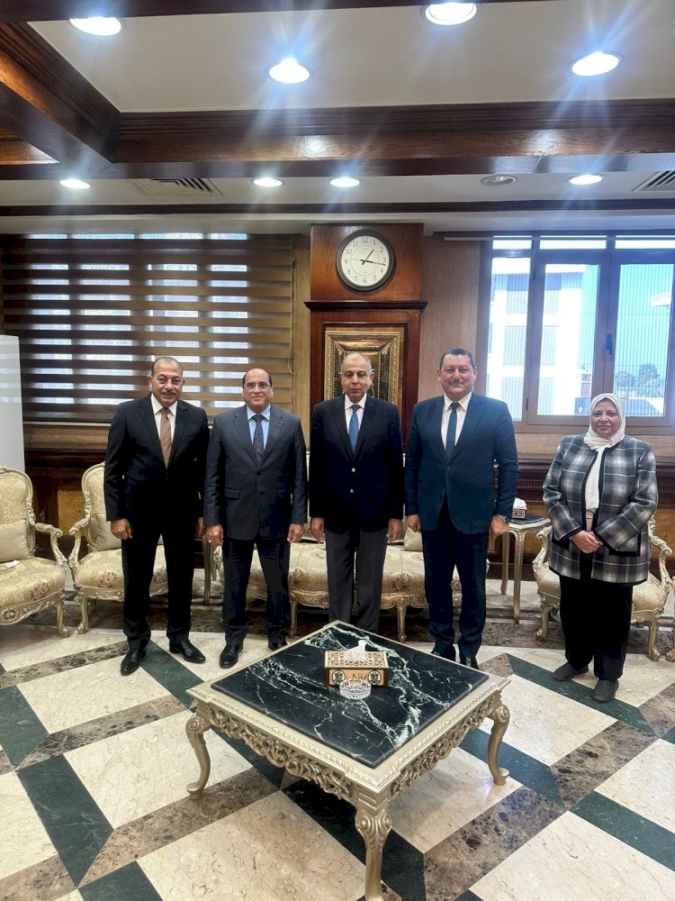 "الزراعة" تبحث مع المنيا إعادة تشغيل مشروع دواجن شوشه