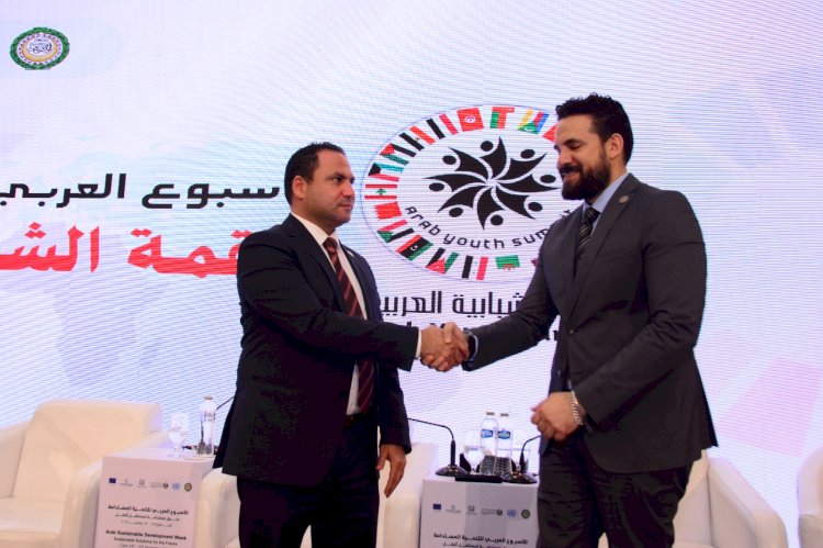 المجلس التصديري للحرف اليدوية ومؤسسة الجمهورية الجديدة يوقعان بروتوكول تعاون