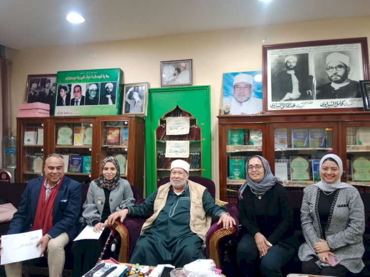 الشبراوي يكرم عدد من رجال القوات المسلحة والشرطة والإعلاميين خلال الإحتفال بمولد السيدة نفيسة