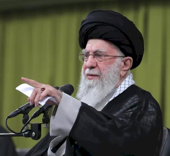 إيران تنفي مقتل علي خامنئي رغم تأكيد ترامب علي اغتياله