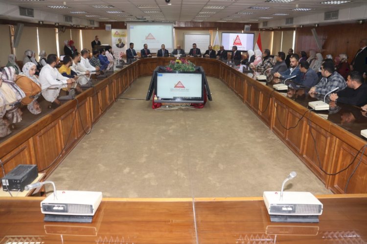 محافظ القليويبه يشهد انتهاء تدريب  المهندسين الجدد المكلفين بالعمل بالمحافظة