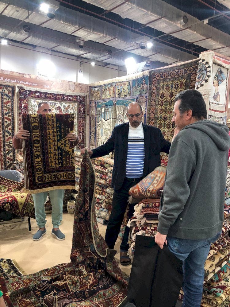 معرض تراثنا.. تجربة تسوق ثرية لاقتناء منتجات يدوية فريدة