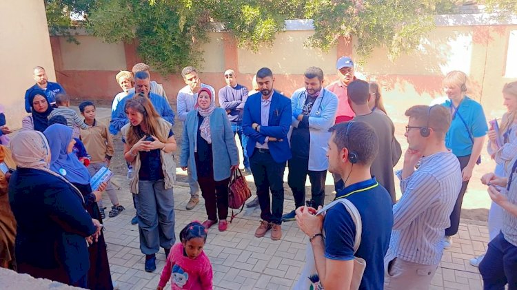 الأغذية العالمي والاتحاد الأوروبي يتفقدان أنشطة برنامج  حياة الطفل باسوان