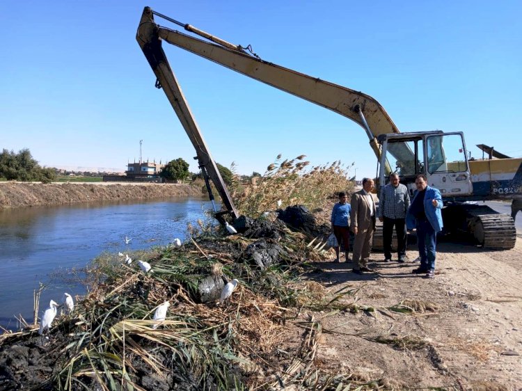 "السايس" يتابع  الخدمات المقدمة للمواطنين بدار السلام بسوهاج