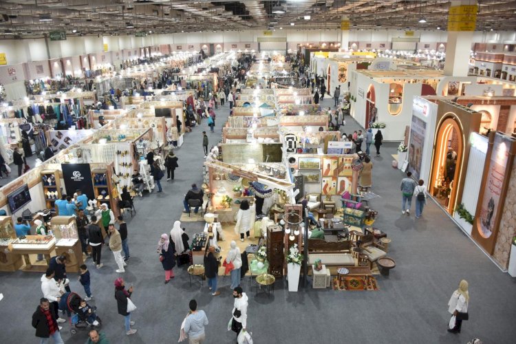 معرض تراثنا يستقبل آلاف الزوار