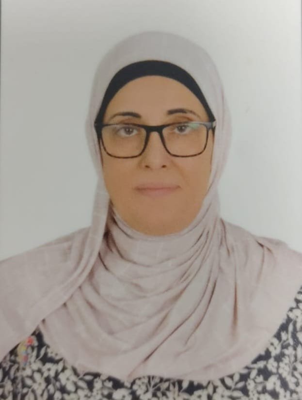 "طروب طلبة".. أول سيدة تتولى منصب أمين عام جامعة جنوب الوادي