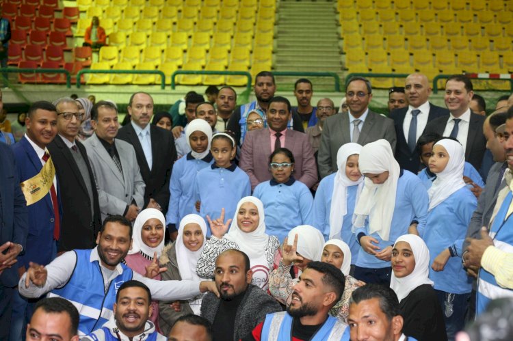 احتفالية رائعة لمؤسسة حياة كريمة في قنا باليوم العالمي لمتحدي الإعاقة