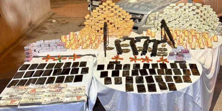 ضبط طن مخدرات ومصرع ٣ تجار واصابة ضابط شرطة باسيوط