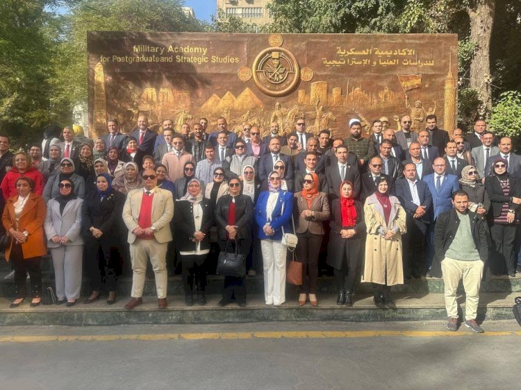 حفل تخرج الدفعه الاولي من الاكاديميه العسكريه في محافظة البحيرة